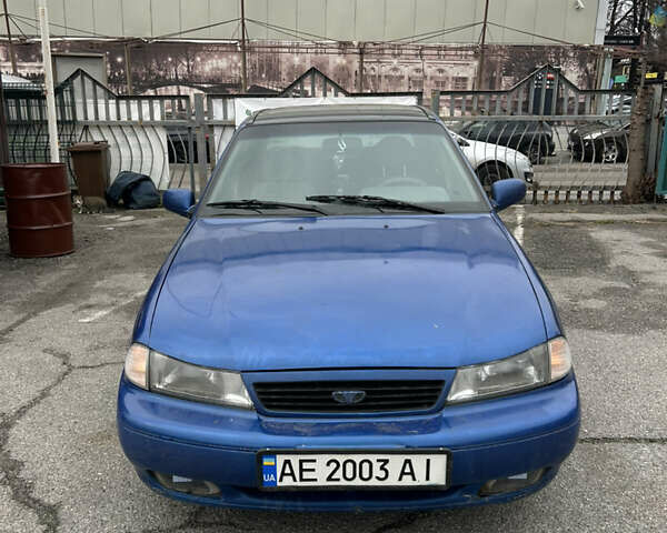 Синий Дэу Нексия, объемом двигателя 1.5 л и пробегом 237 тыс. км за 1500 $, фото 4 на Automoto.ua