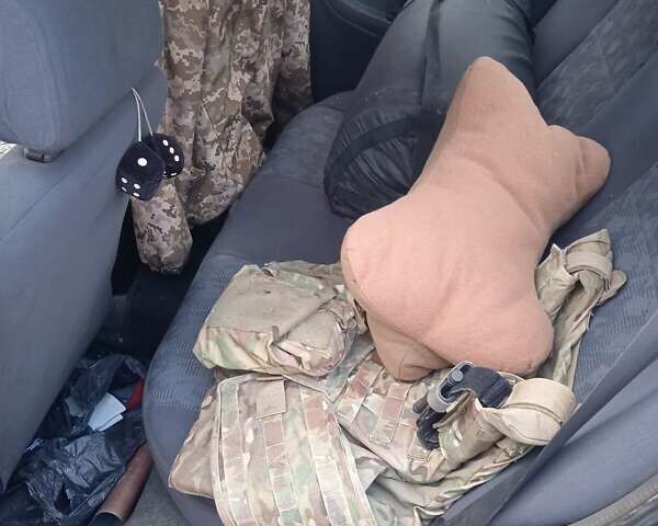 Синій Деу Нексія, об'ємом двигуна 1.5 л та пробігом 340 тис. км за 1800 $, фото 5 на Automoto.ua
