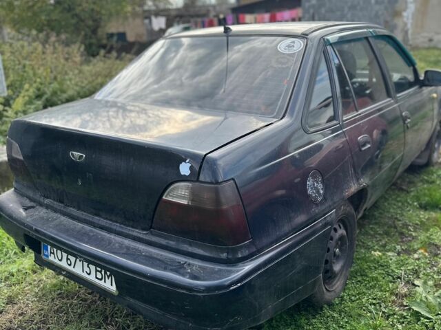 Синий Дэу Нексия, объемом двигателя 1.5 л и пробегом 200 тыс. км за 350 $, фото 3 на Automoto.ua