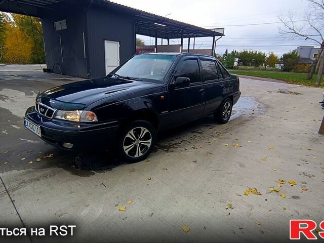 Синий Дэу Нексия, объемом двигателя 1.5 л и пробегом 199 тыс. км за 1850 $, фото 5 на Automoto.ua