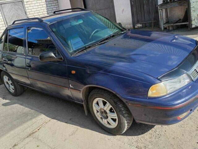 Синій Деу Нексія, об'ємом двигуна 1.5 л та пробігом 300 тис. км за 2200 $, фото 1 на Automoto.ua