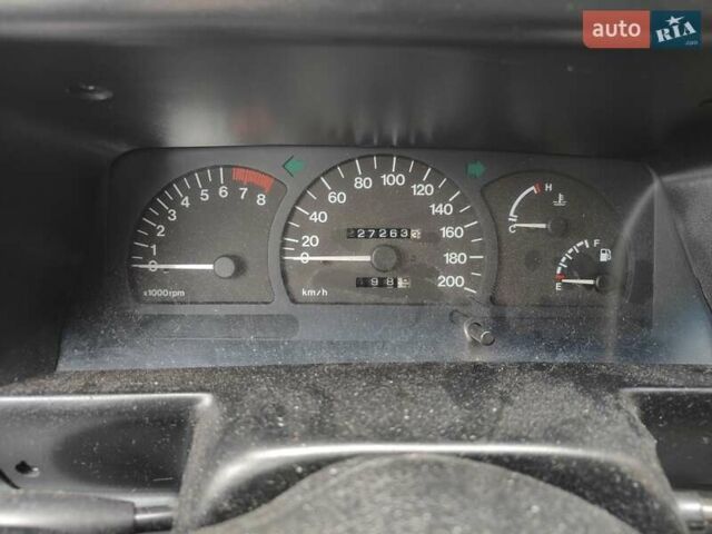 Синий Дэу Нексия, объемом двигателя 1.5 л и пробегом 227 тыс. км за 800 $, фото 10 на Automoto.ua