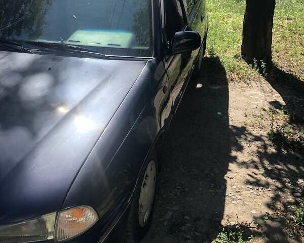 Синий Дэу Нексия, объемом двигателя 0 л и пробегом 274 тыс. км за 1600 $, фото 1 на Automoto.ua
