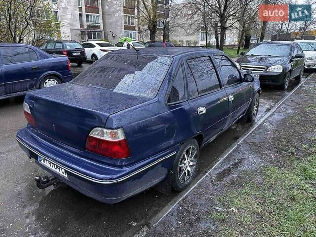 Синий Дэу Нексия, объемом двигателя 1.5 л и пробегом 260 тыс. км за 1600 $, фото 2 на Automoto.ua