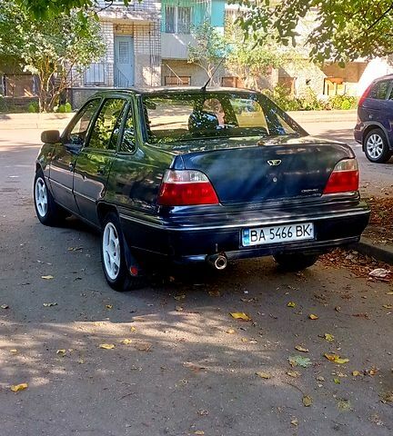 Синій Деу Нексія, об'ємом двигуна 1.5 л та пробігом 530 тис. км за 1100 $, фото 2 на Automoto.ua