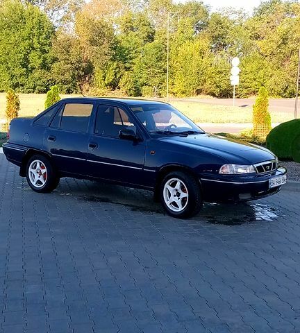 Синій Деу Нексія, об'ємом двигуна 1.5 л та пробігом 530 тис. км за 1100 $, фото 3 на Automoto.ua