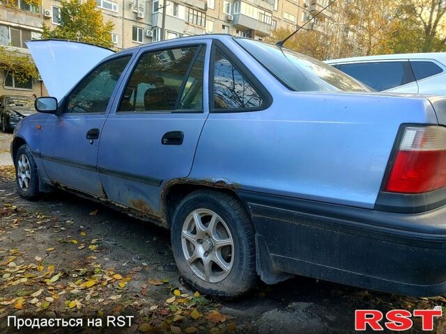 Синий Дэу Нексия, объемом двигателя 1.5 л и пробегом 228 тыс. км за 750 $, фото 6 на Automoto.ua