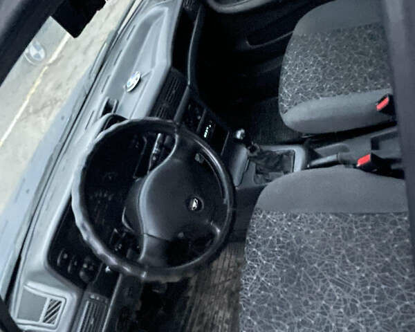 Синий Дэу Нексия, объемом двигателя 1.5 л и пробегом 300 тыс. км за 699 $, фото 4 на Automoto.ua