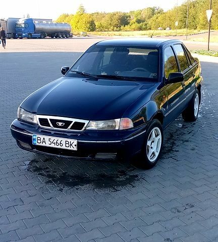 Синій Деу Нексія, об'ємом двигуна 1.5 л та пробігом 530 тис. км за 1100 $, фото 7 на Automoto.ua