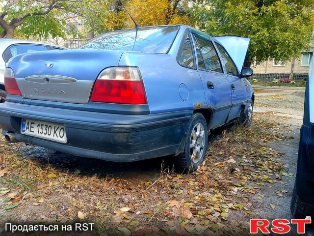 Синий Дэу Нексия, объемом двигателя 1.5 л и пробегом 228 тыс. км за 750 $, фото 5 на Automoto.ua