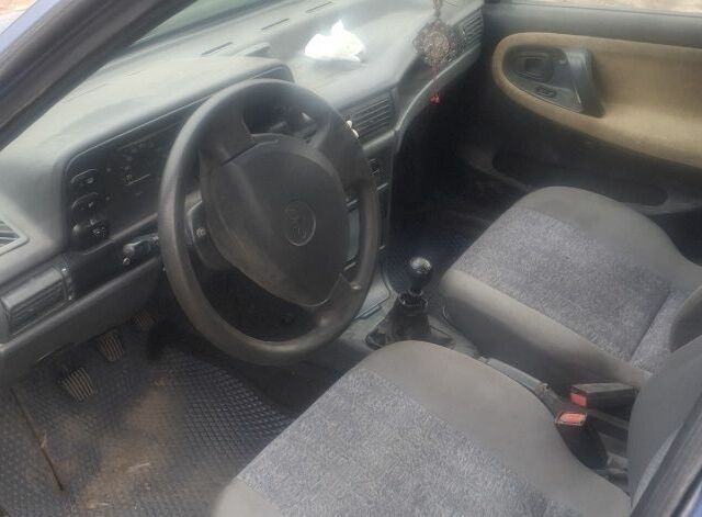 Деу Нексія 2007 у Вінниці на Automoto.ua Синій Деу Нексія, об'ємом двигуна 1.5 л та пробігом 270 тис. км за 500 $, фото 2 на Automoto.ua