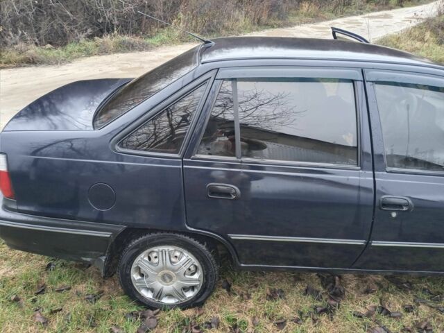 Синій Деу Нексія, об'ємом двигуна 1.5 л та пробігом 210 тис. км за 1700 $, фото 4 на Automoto.ua