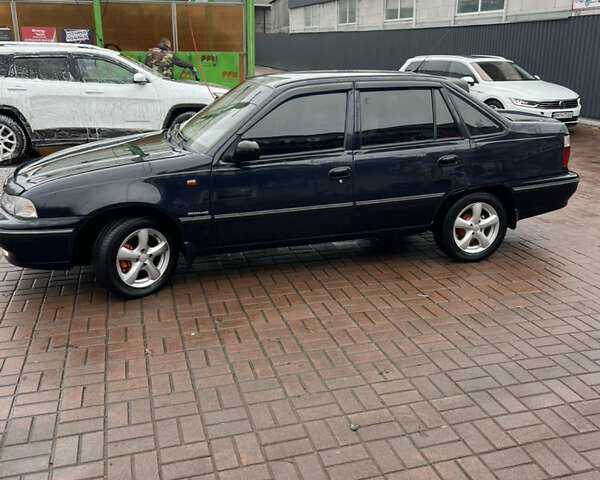Синий Дэу Нексия, объемом двигателя 1.5 л и пробегом 57 тыс. км за 2999 $, фото 2 на Automoto.ua