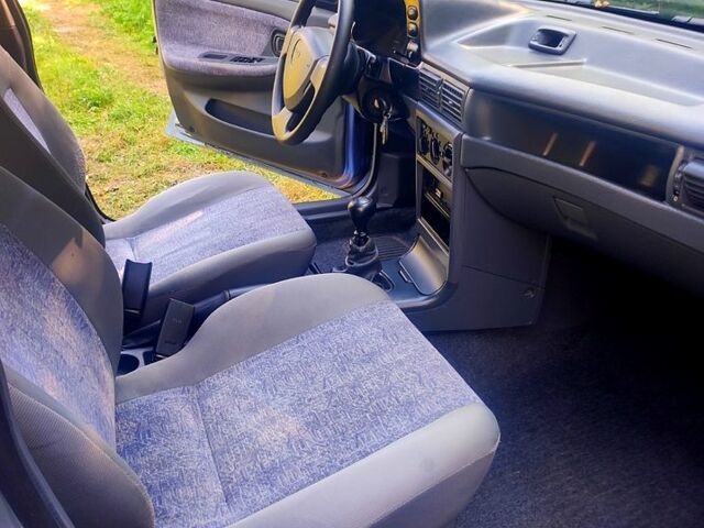 Синій Деу Нексія, об'ємом двигуна 1.5 л та пробігом 183 тис. км за 1850 $, фото 6 на Automoto.ua