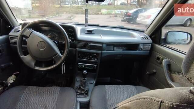 Синий Дэу Нексия, объемом двигателя 1.5 л и пробегом 218 тыс. км за 1480 $, фото 1 на Automoto.ua