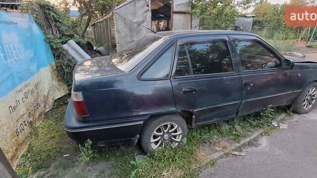 Синий Дэу Нексия, объемом двигателя 1.5 л и пробегом 218 тыс. км за 1100 $, фото 1 на Automoto.ua