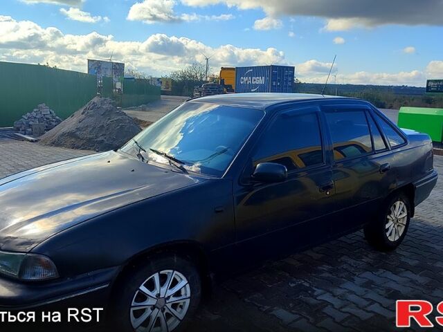 Синий Дэу Нексия, объемом двигателя 15 л и пробегом 0 тыс. км за 800 $, фото 2 на Automoto.ua