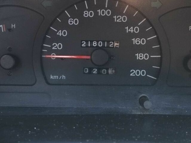 Синий Дэу Нексия, объемом двигателя 1.5 л и пробегом 218 тыс. км за 1650 $, фото 2 на Automoto.ua