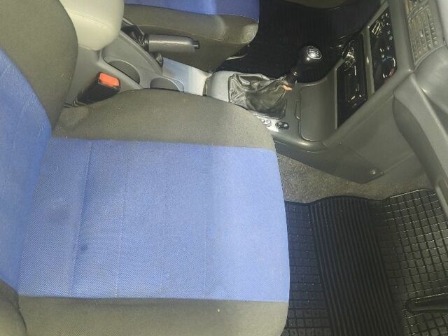 Синий Дэу Нексия, объемом двигателя 1.5 л и пробегом 300 тыс. км за 1600 $, фото 2 на Automoto.ua