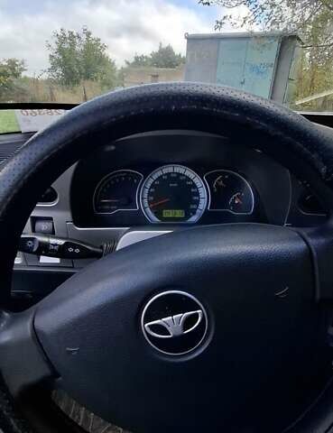 Синий Дэу Нексия, объемом двигателя 1.5 л и пробегом 159 тыс. км за 1150 $, фото 4 на Automoto.ua