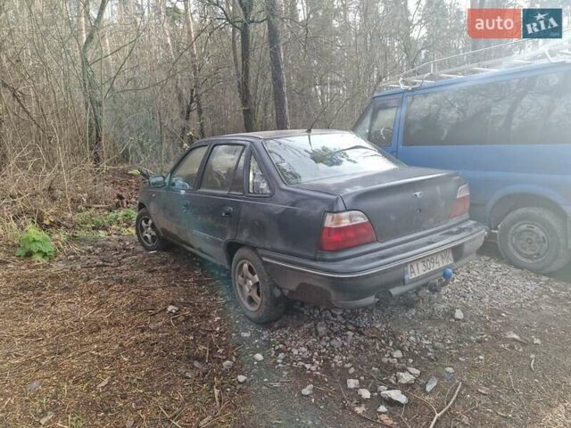 Синий Дэу Нексия, объемом двигателя 1.5 л и пробегом 300 тыс. км за 1800 $, фото 2 на Automoto.ua