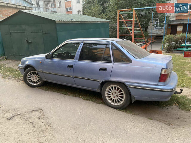 Синий Дэу Нексия, объемом двигателя 1.5 л и пробегом 268 тыс. км за 2300 $, фото 12 на Automoto.ua