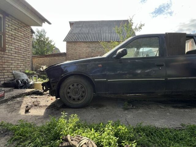 Синій Деу Нексія, об'ємом двигуна 1.6 л та пробігом 300 тис. км за 700 $, фото 2 на Automoto.ua