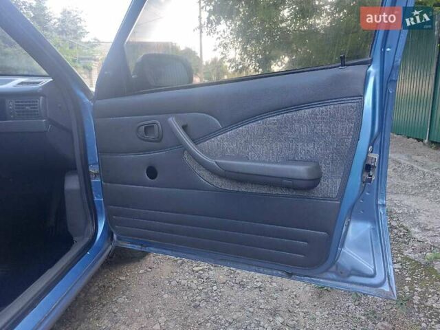 Синий Дэу Нексия, объемом двигателя 1.5 л и пробегом 150 тыс. км за 2200 $, фото 7 на Automoto.ua