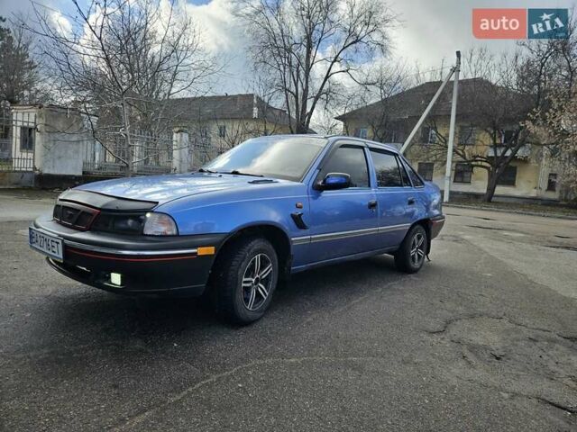Синій Деу Нексія, об'ємом двигуна 1.5 л та пробігом 273 тис. км за 1990 $, фото 2 на Automoto.ua