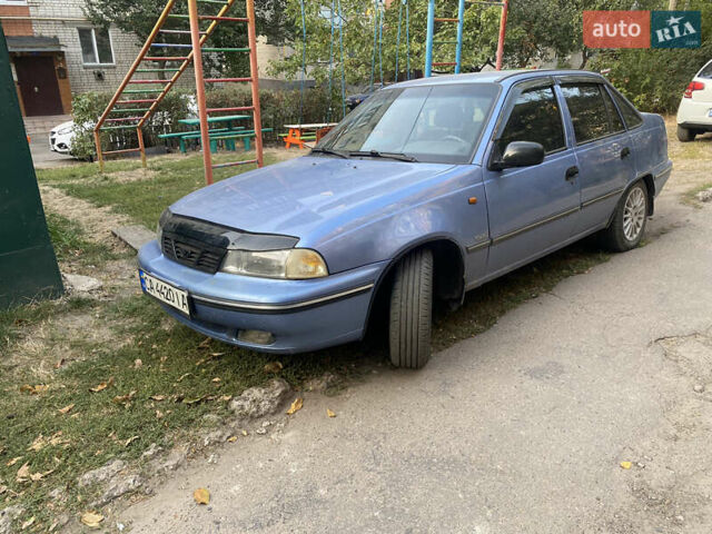 Синий Дэу Нексия, объемом двигателя 1.5 л и пробегом 268 тыс. км за 2300 $, фото 4 на Automoto.ua