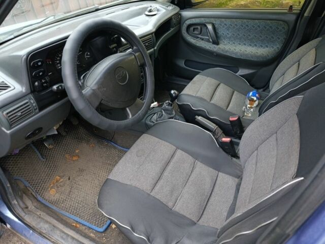 Синий Дэу Нексия, объемом двигателя 1.5 л и пробегом 230 тыс. км за 1600 $, фото 2 на Automoto.ua