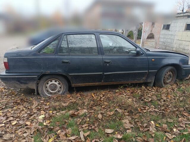 Синий Дэу Нексия, объемом двигателя 1.5 л и пробегом 300 тыс. км за 400 $, фото 3 на Automoto.ua