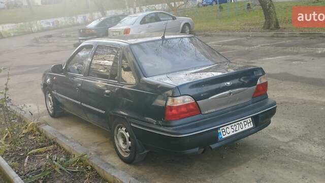 Синий Дэу Нексия, объемом двигателя 1.5 л и пробегом 218 тыс. км за 1480 $, фото 4 на Automoto.ua