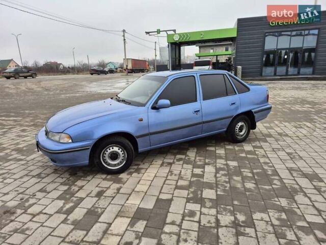Синий Дэу Нексия, объемом двигателя 1.5 л и пробегом 220 тыс. км за 1999 $, фото 9 на Automoto.ua