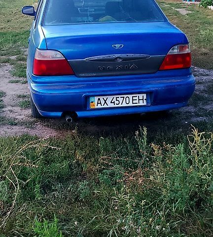 Синий Дэу Нексия, объемом двигателя 1.5 л и пробегом 180 тыс. км за 1200 $, фото 3 на Automoto.ua