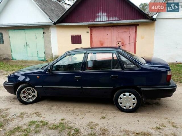 Деу Нексія 2007 у Житомирі на Automoto.ua Синій Деу Нексія, об'ємом двигуна 1.5 л та пробігом 364 тис. км за 1750 $, фото 3 на Automoto.ua