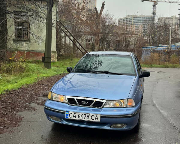 Синий Дэу Нексия, объемом двигателя 1.5 л и пробегом 230 тыс. км за 1050 $, фото 1 на Automoto.ua
