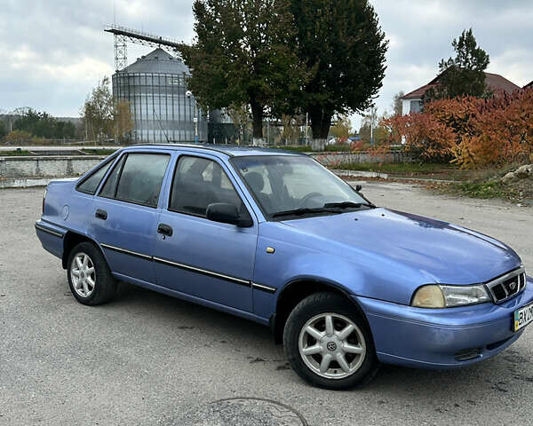 Дэу Нексия 2007 в Изяслве на Automoto.ua Синий Дэу Нексия, объемом двигателя 1.5 л и пробегом 345 тыс. км за 1600 $, фото 1 на Automoto.ua