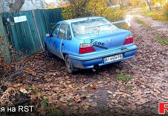 Синій Деу Нексія, об'ємом двигуна 1.5 л та пробігом 230 тис. км за 1200 $, фото 4 на Automoto.ua