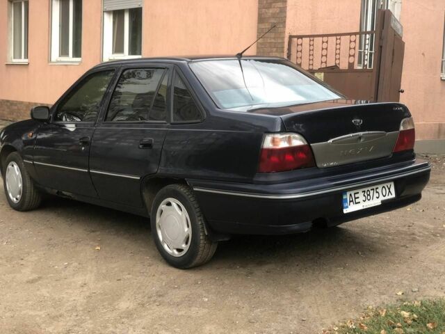 Синий Дэу Нексия, объемом двигателя 1 л и пробегом 445 тыс. км за 1450 $, фото 3 на Automoto.ua