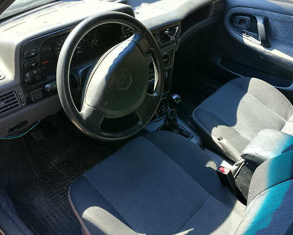 Синий Дэу Нексия, объемом двигателя 1.5 л и пробегом 100 тыс. км за 1900 $, фото 10 на Automoto.ua