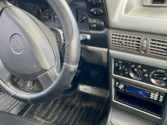 Синій Деу Нексія, об'ємом двигуна 1.5 л та пробігом 94 тис. км за 1799 $, фото 5 на Automoto.ua