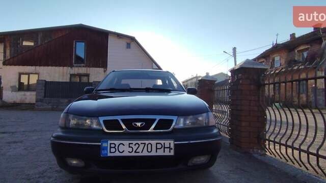 Синий Дэу Нексия, объемом двигателя 1.5 л и пробегом 218 тыс. км за 1300 $, фото 1 на Automoto.ua