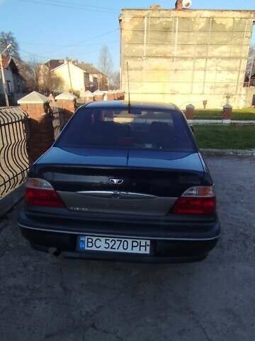 Синий Дэу Нексия, объемом двигателя 1.5 л и пробегом 218 тыс. км за 1300 $, фото 3 на Automoto.ua