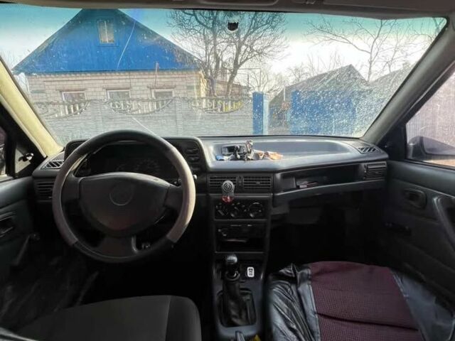 Синий Дэу Нексия, объемом двигателя 1.5 л и пробегом 3 тыс. км за 1400 $, фото 5 на Automoto.ua