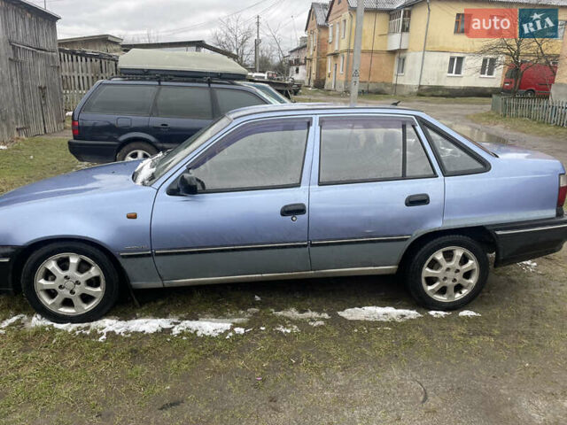 Синий Дэу Нексия, объемом двигателя 1.5 л и пробегом 200 тыс. км за 900 $, фото 1 на Automoto.ua