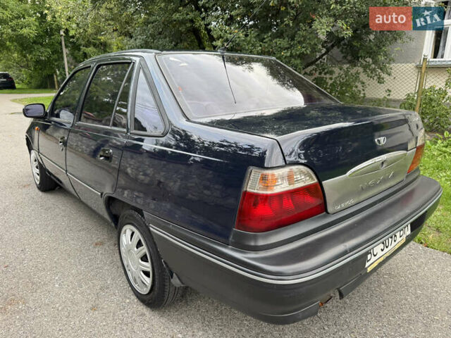 Синий Дэу Нексия, объемом двигателя 1.6 л и пробегом 180 тыс. км за 1549 $, фото 13 на Automoto.ua
