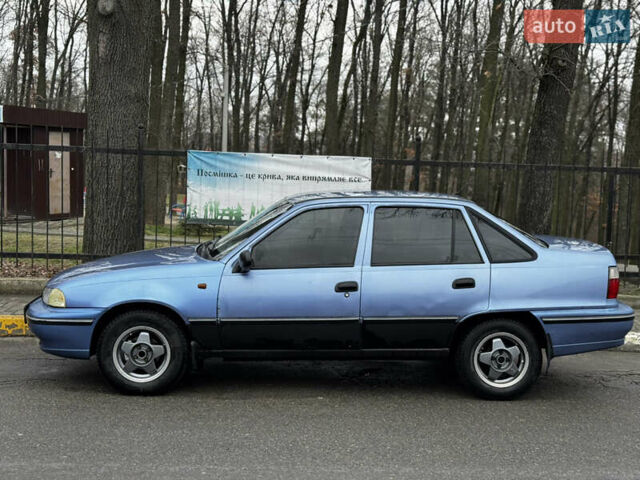 Синій Деу Нексія, об'ємом двигуна 1.5 л та пробігом 200 тис. км за 1050 $, фото 1 на Automoto.ua