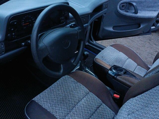 Синий Дэу Нексия, объемом двигателя 1.5 л и пробегом 106 тыс. км за 1800 $, фото 4 на Automoto.ua