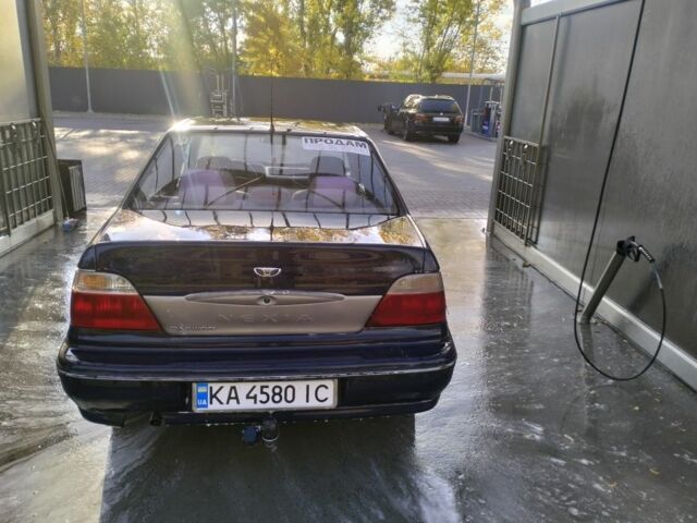 Синий Дэу Нексия, объемом двигателя 1.5 л и пробегом 250 тыс. км за 1301 $, фото 3 на Automoto.ua